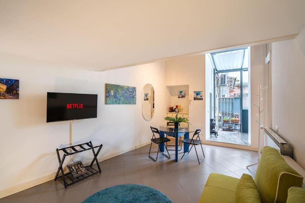 Borromei'S Nest - Central Loft Milan Bagian luar foto