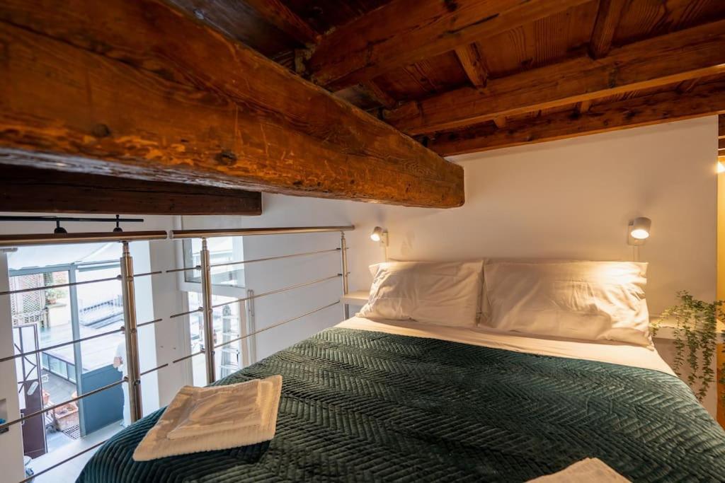 Borromei'S Nest - Central Loft Milan Bagian luar foto