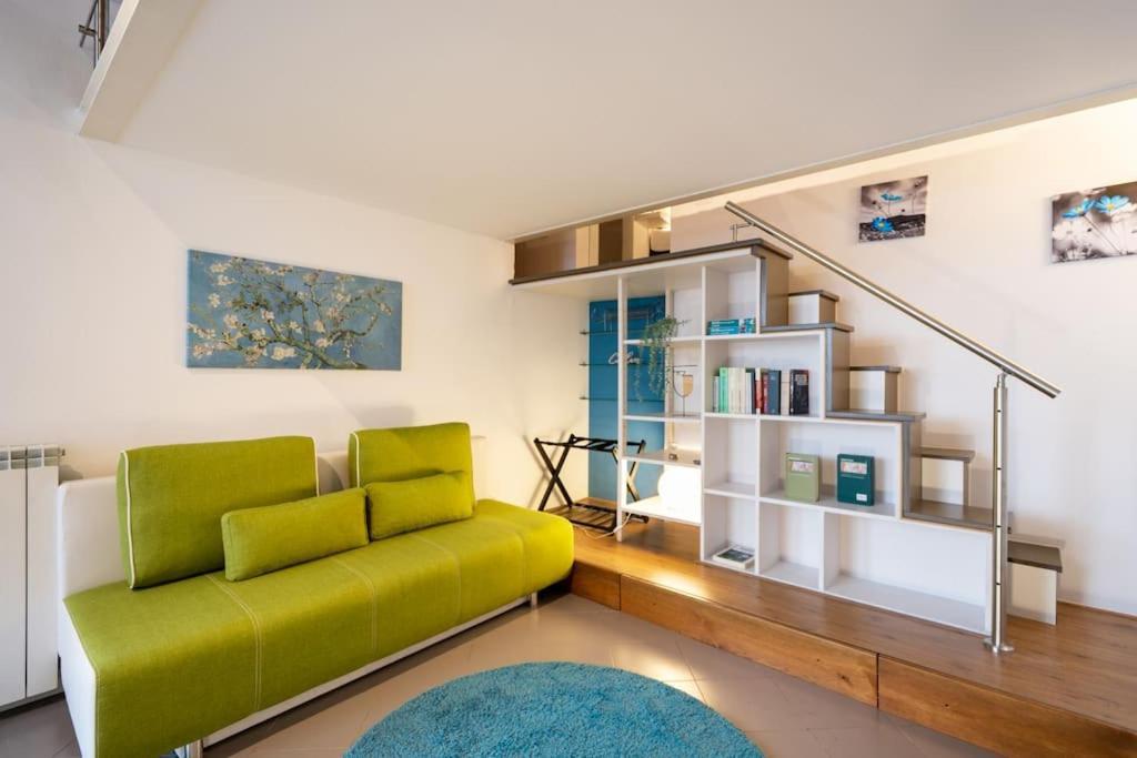 Borromei'S Nest - Central Loft Milan Bagian luar foto