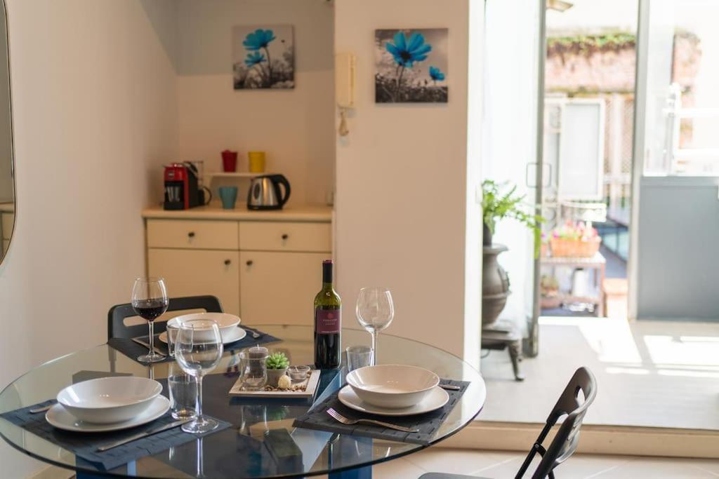 Borromei'S Nest - Central Loft Milan Bagian luar foto