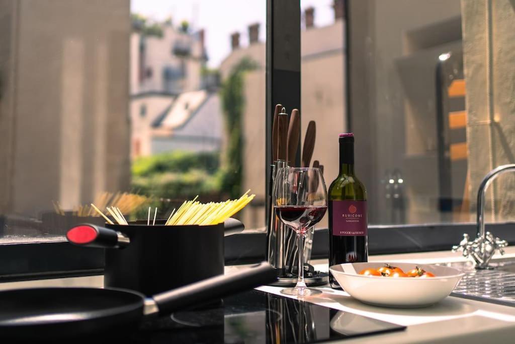 Borromei'S Nest - Central Loft Milan Bagian luar foto